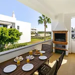 Vilita Oasis Family Apartament Pêra